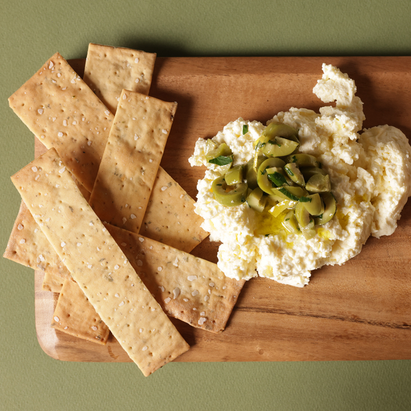 firehook / organic rosemary sea salt artiscan crackers 5.5oz (va)